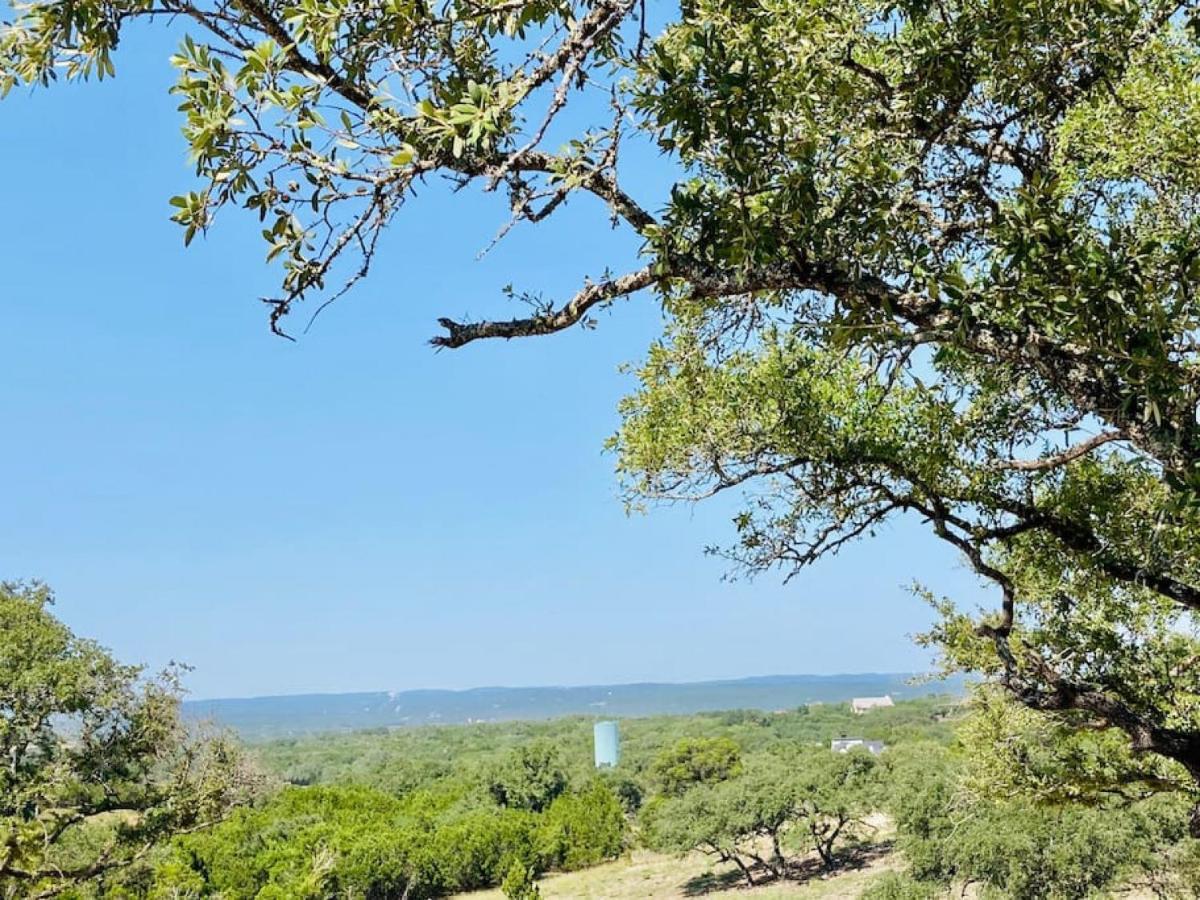 Hummingbird Haus - Hill Country Views On 20 Acres With Firepit Villa Spring Branch Exteriör bild